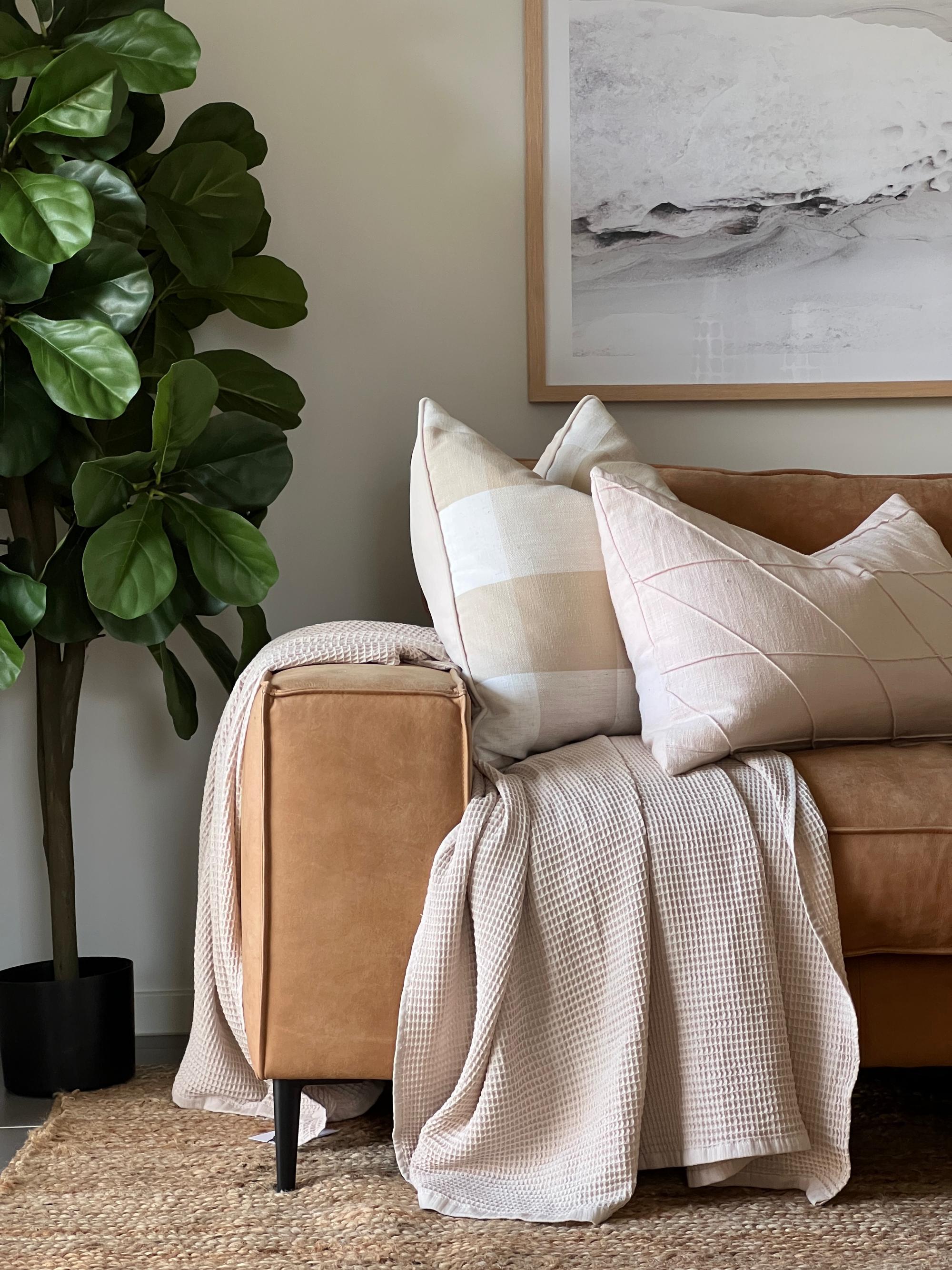 5 Styling Tips Every Short Stay Host Should Know – M+B Interiors